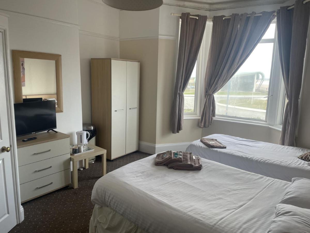 The Waterside Hotell Redcar Exteriör bild